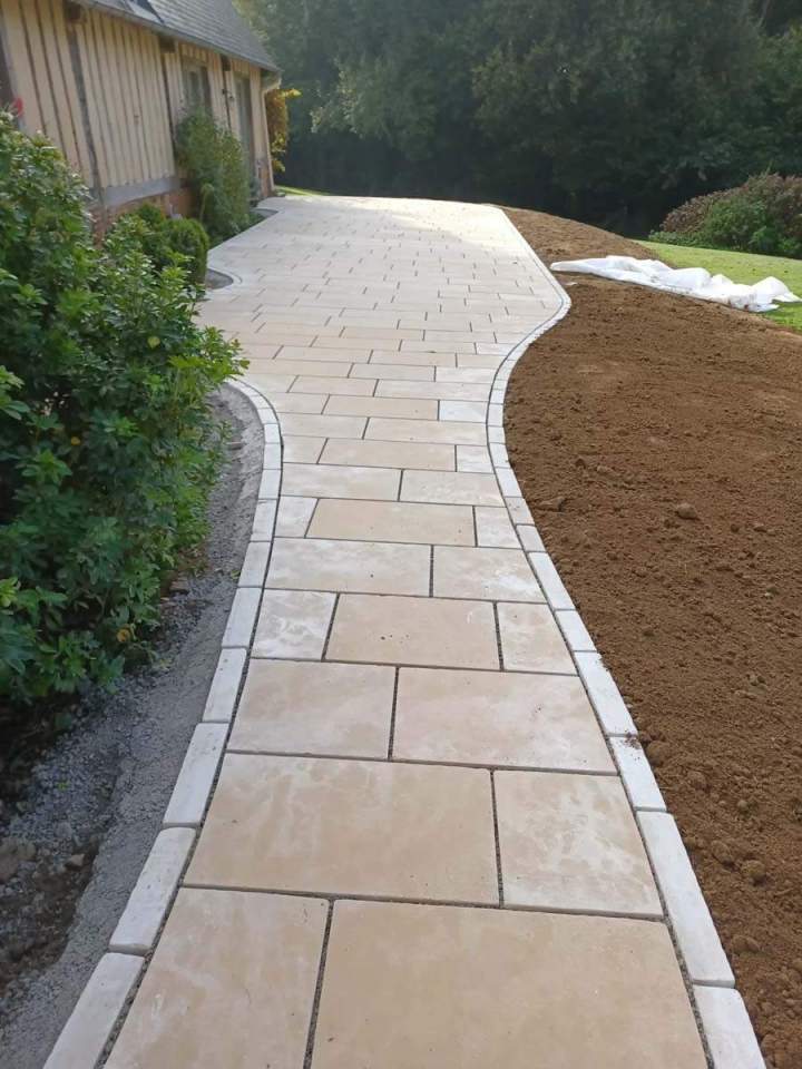 Maçon Saint-Romain-de-Colbosc